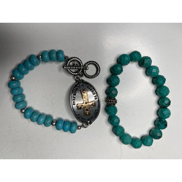 bracelets two turquoise colored stone coordinating not identical southwestern - Picture 2 of 8